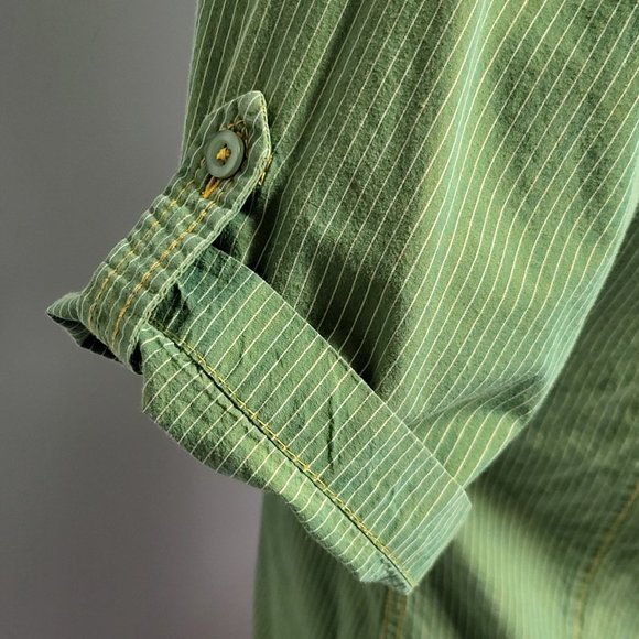 Men's Short Sleeved Collared Shirt - Picture 3 of 8